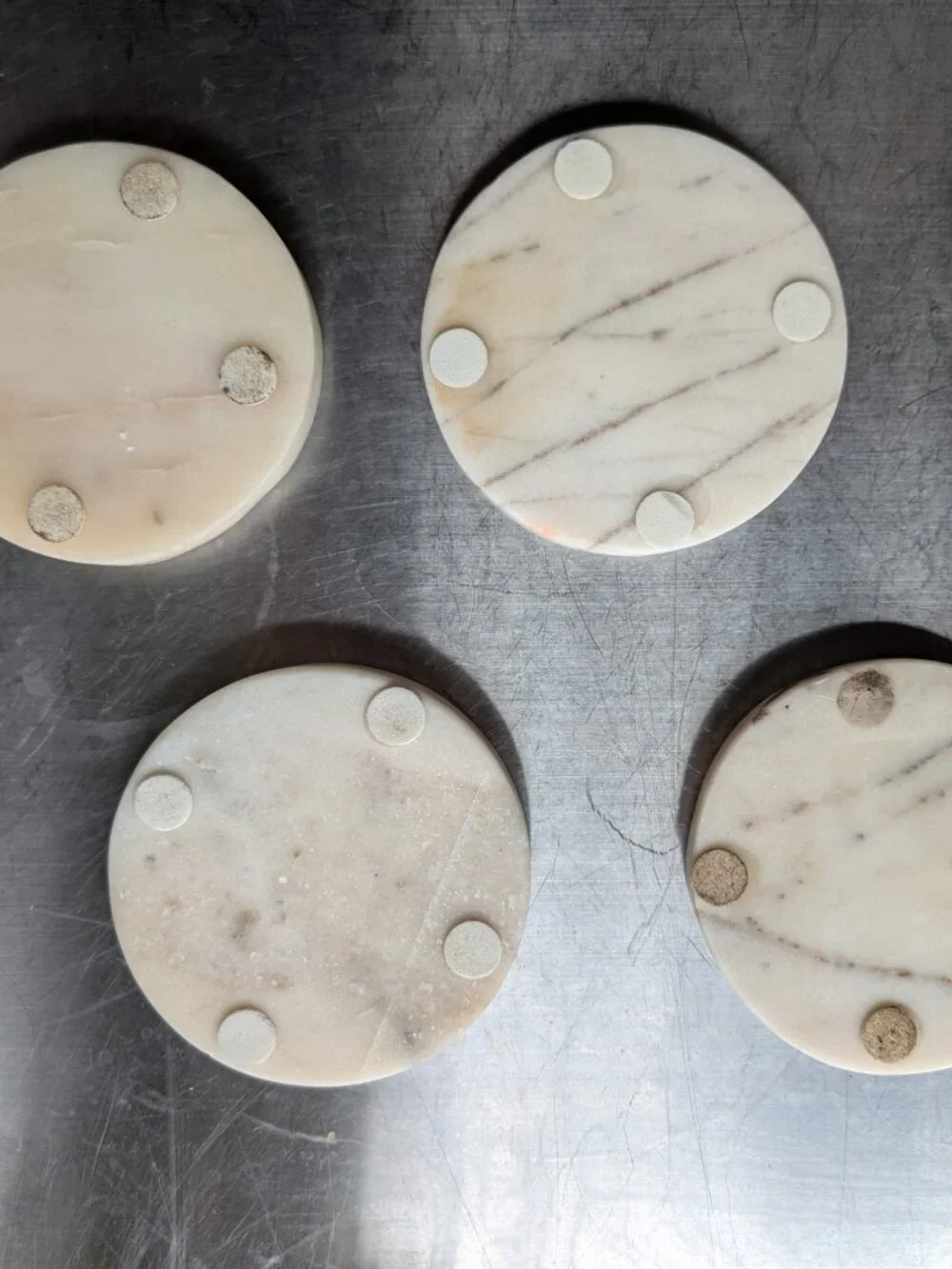 Marble Coasters Round Set of 4 White Tan Veining Heavy Duty Quiet Luxury Minimal